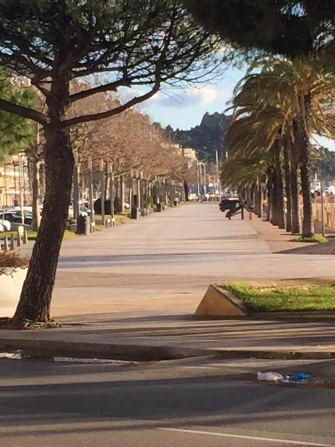 Appartement Standing 58M Plage A 3Mn En Voiture Rosas Exterior foto